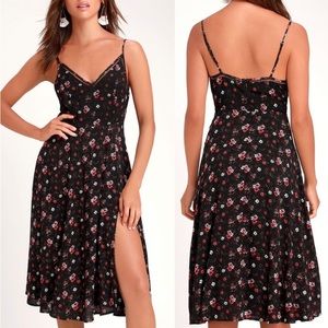 Lulu’s Esperanza Black and Pink Floral Print Midi Dress Sz Small
